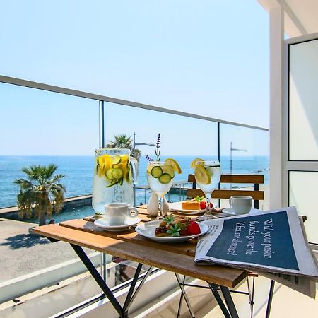 Phaedrus Living: Seaview Gold Flat Lighthouse 48 Lejlighed Paphos Eksteriør billede