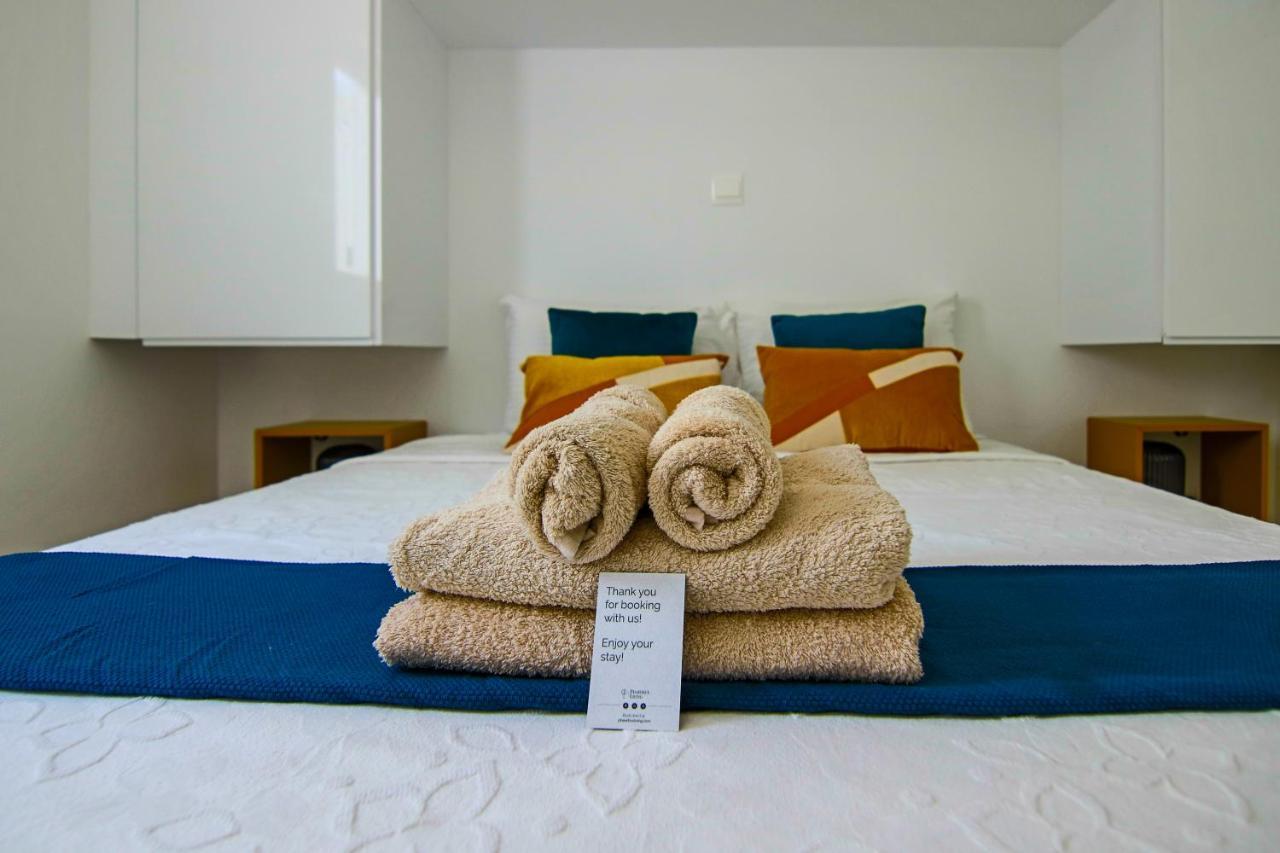 Phaedrus Living: Seaview Gold Flat Lighthouse 48 Lejlighed Paphos Eksteriør billede