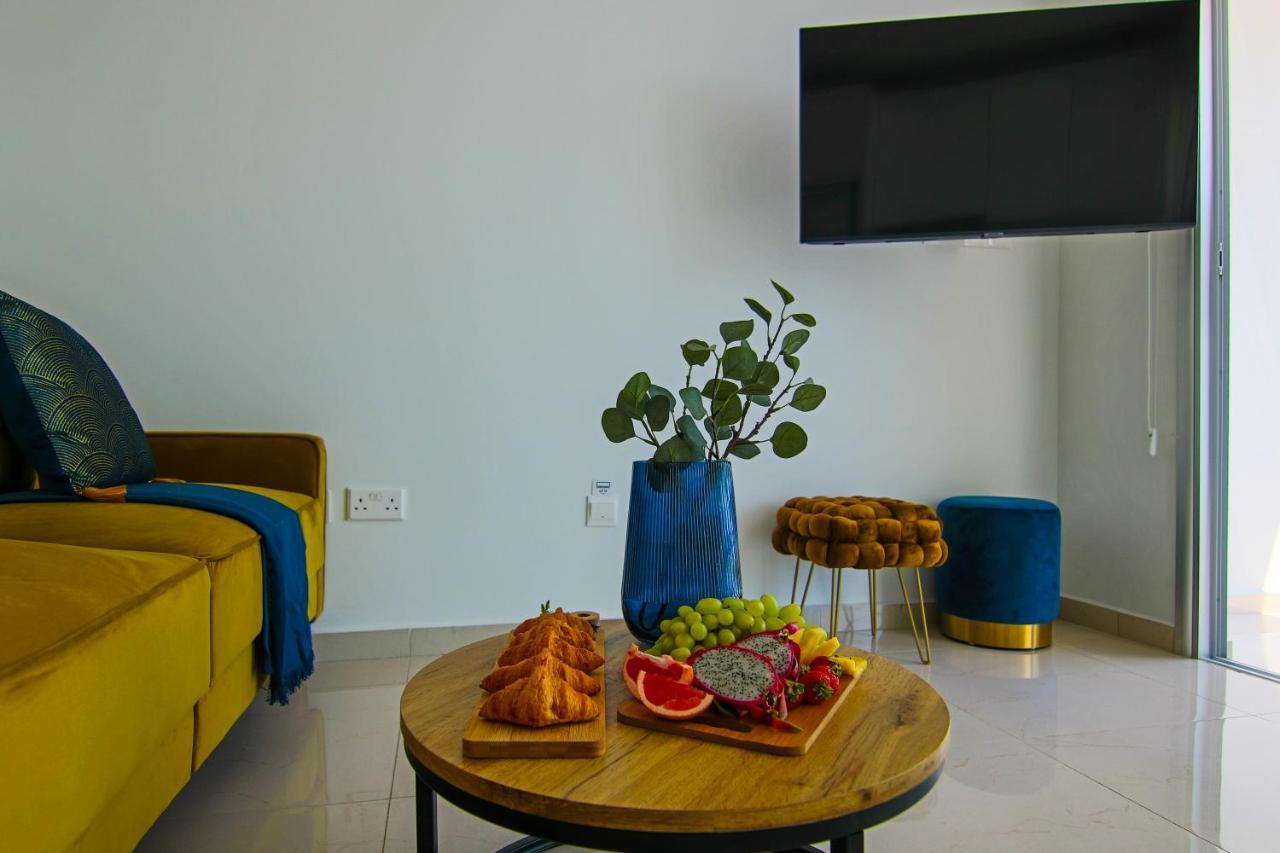 Phaedrus Living: Seaview Gold Flat Lighthouse 48 Lejlighed Paphos Eksteriør billede